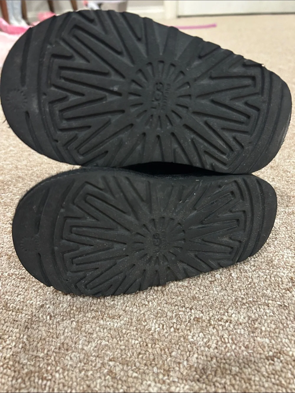 UGG Kids Black Bow-Back Shearling Boots